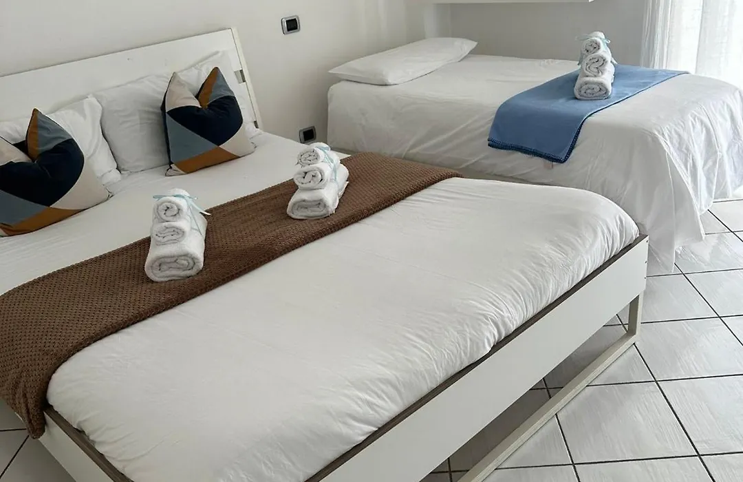 Suite 84 Holiday Home a pochi minuti dalla stazione-1